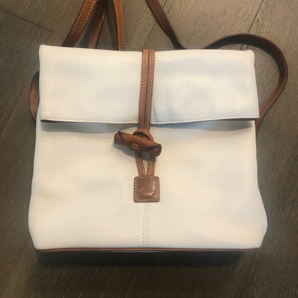 Dooney and Bourke backpack style purse - Picture 2 of 4